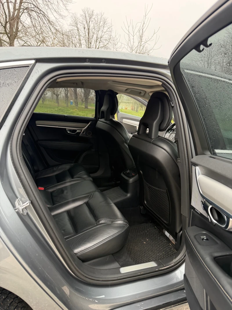 Volvo S90 T8 Plug-in , снимка 10 - Автомобили и джипове - 53457932