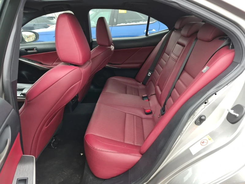 Lexus IS 300 * * CARFAX * * АВТО КРЕДИТ * * , снимка 10 - Автомобили и джипове - 53529430