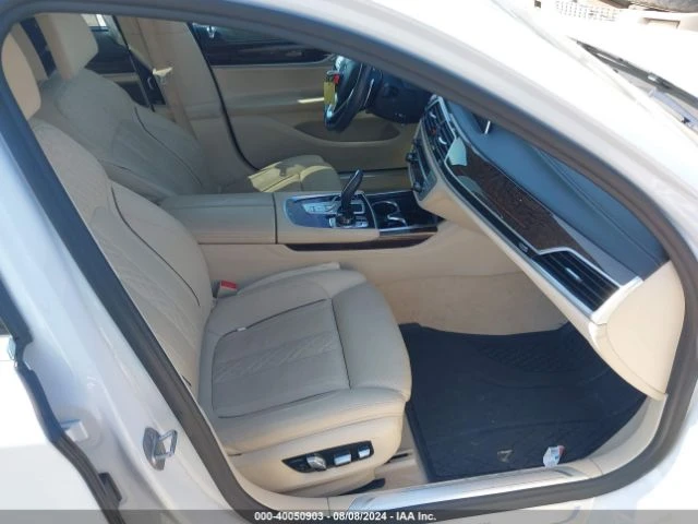 BMW 740 I, снимка 6 - Автомобили и джипове - 47331466