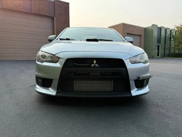 Mitsubishi Lancer EVOLUTION GSR - изображение 2
