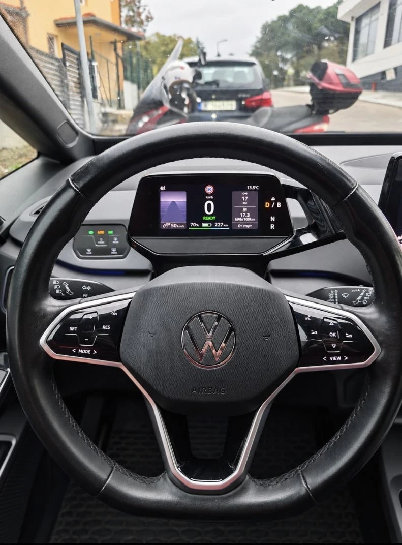 VW ID.3 Pro, снимка 9 - Автомобили и джипове - 56713285