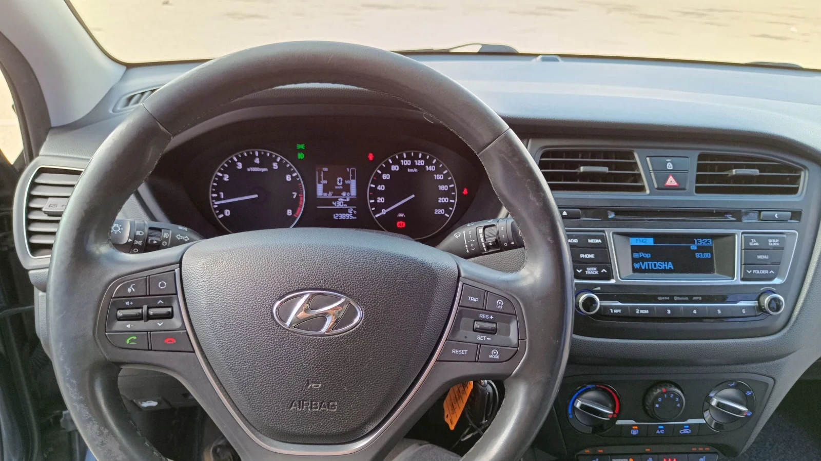 Hyundai I20 1.4 100кс Yes!!  TUV EU6 - изображение 7