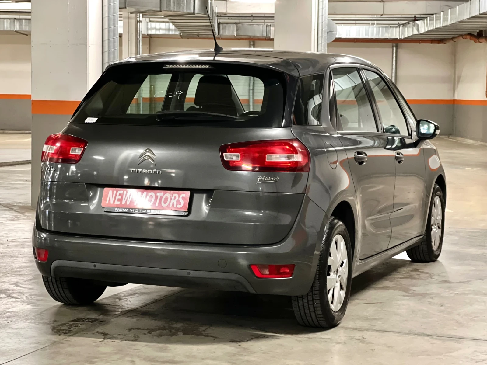 Citroen C4 Picasso 1.6HDI-Лизинг през Уникредит по 320лв на месец - изображение 6