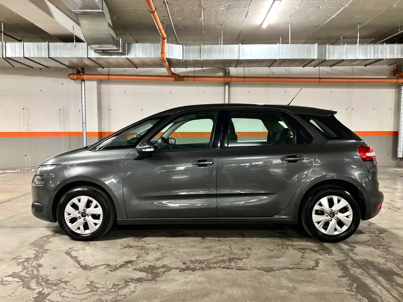 Citroen C4 Picasso 1.6HDI-Лизинг през Уникредит по 320лв на месец - изображение 4