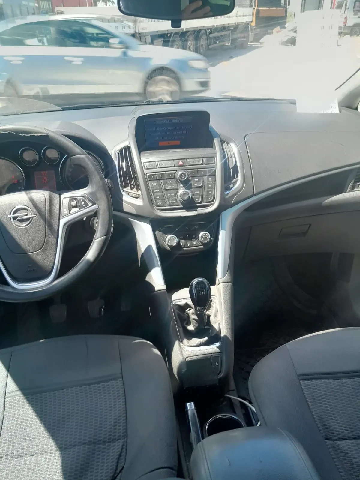 Opel Zafira 1.4 i gaz - изображение 9