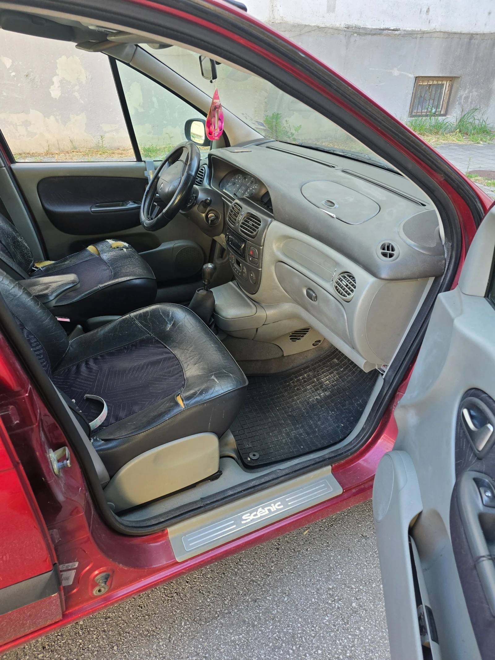 Renault Scenic  - изображение 10