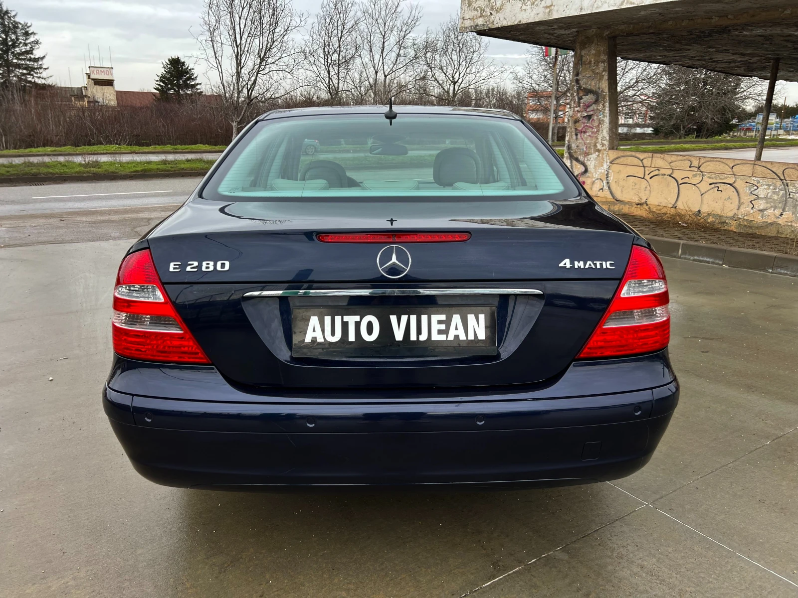 Mercedes-Benz E 280 3.0i-231к.с-4х4 - изображение 5