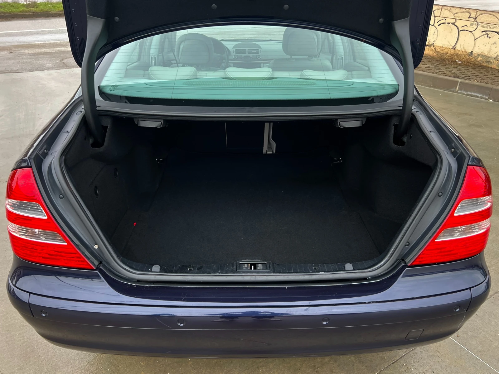 Mercedes-Benz E 280 3.0i-231к.с-4х4 - изображение 6