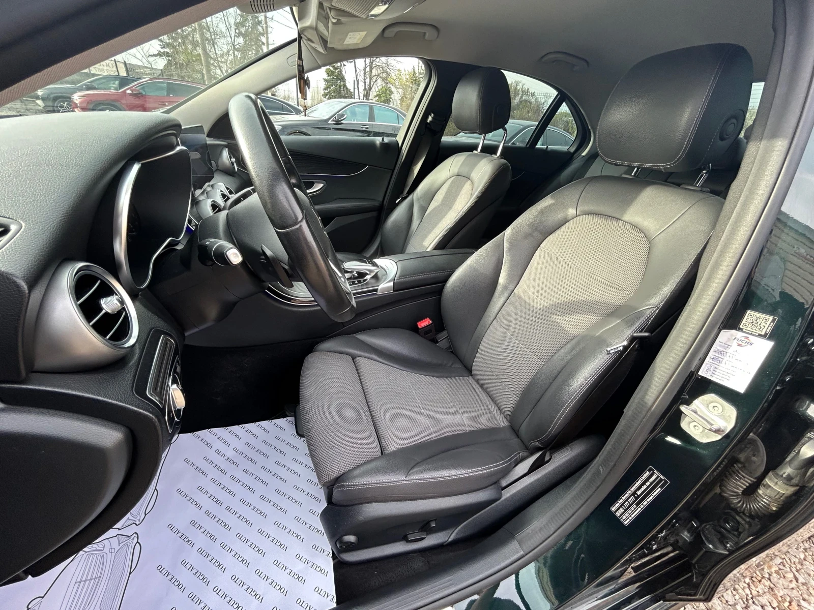 Mercedes-Benz C 220 d* 4MATIC* AMG* MULTIBEAM, снимка 12 - Автомобили и джипове - 54323658