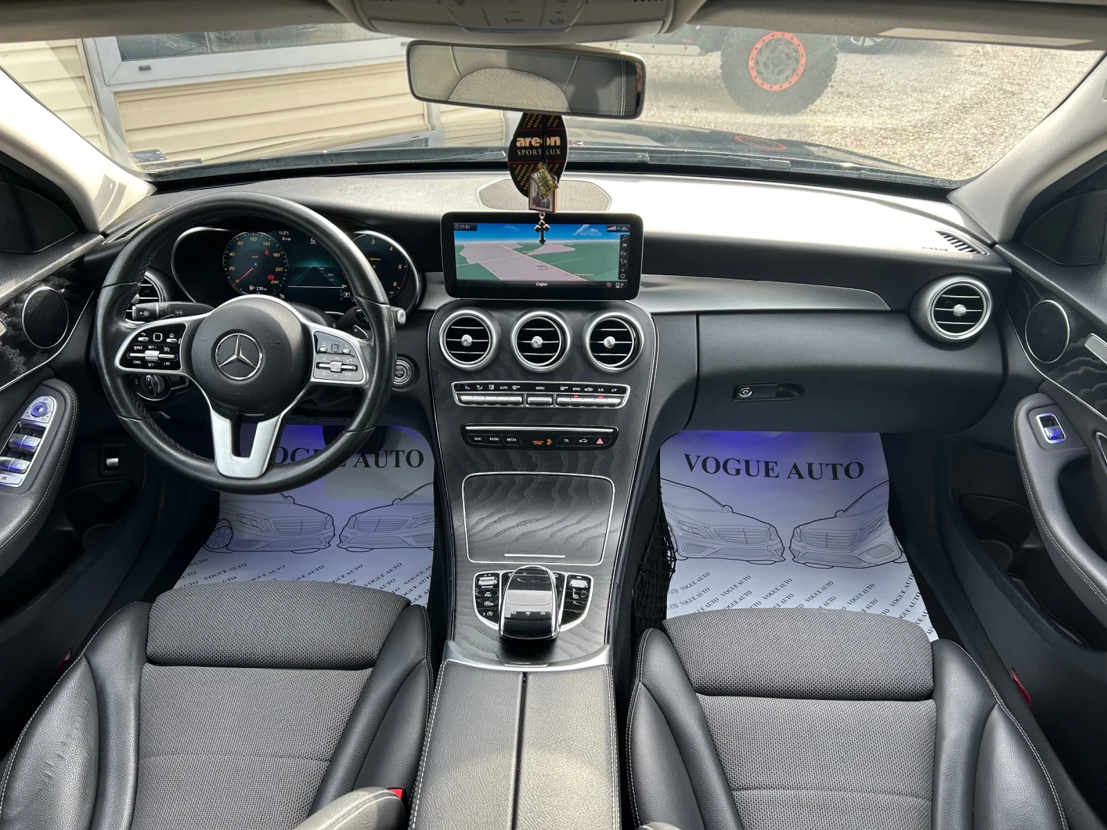 Mercedes-Benz C 220 d* 4MATIC* AMG* MULTIBEAM, снимка 6 - Автомобили и джипове - 54323658