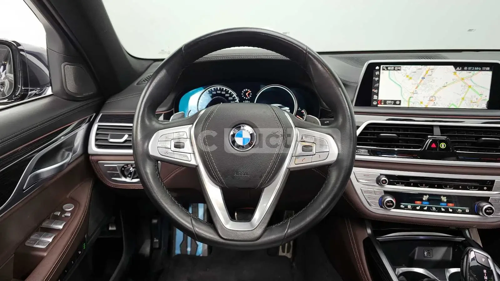 BMW 730 d M SPORT| X-DRIVE| ПОДГРЕВ| ОБДУХВАНЕ| ВКЛ.ТЕХНОТ, снимка 13 - Автомобили и джипове - 54615705