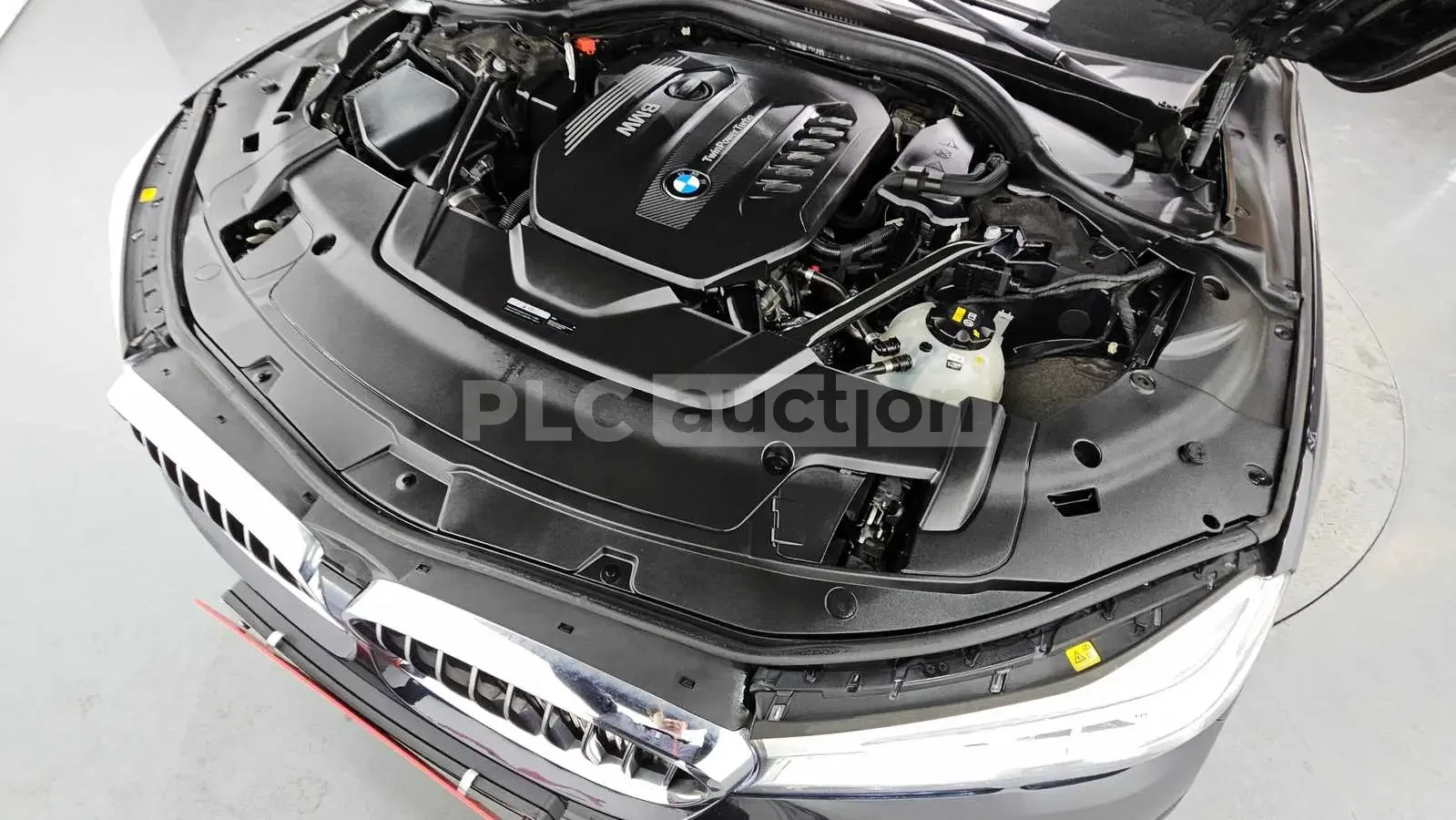 BMW 730 d M SPORT| X-DRIVE| ПОДГРЕВ| ОБДУХВАНЕ| ВКЛ.ТЕХНОТ, снимка 6 - Автомобили и джипове - 54615705
