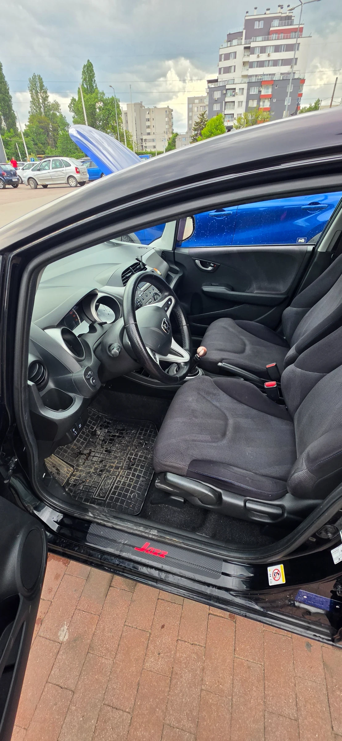 Honda Jazz, снимка 5 - Автомобили и джипове - 54654323