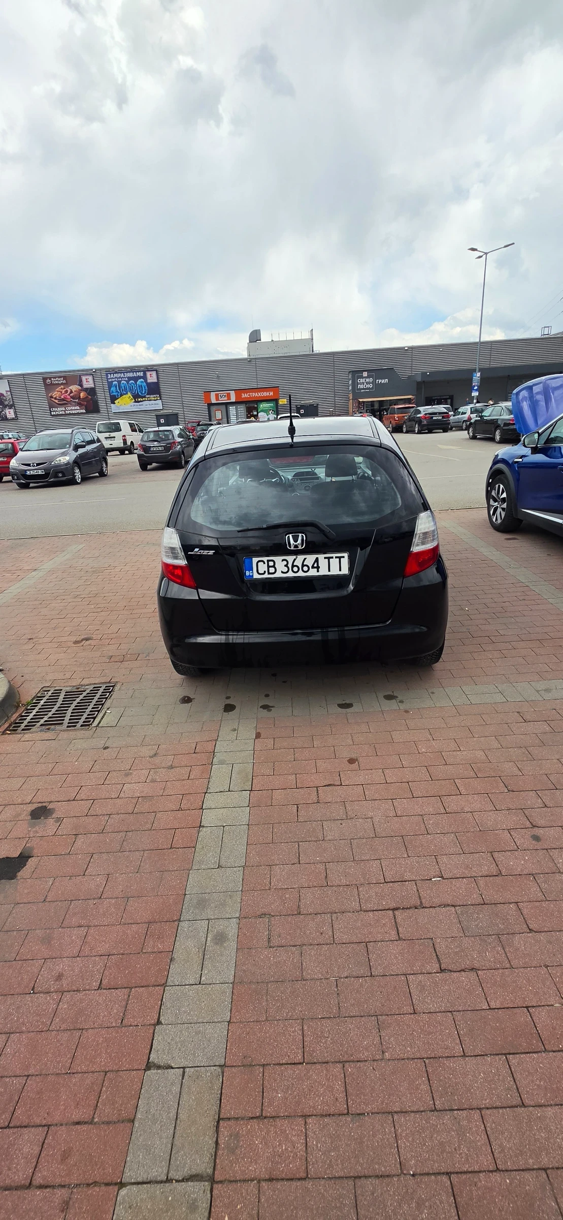 Honda Jazz, снимка 2 - Автомобили и джипове - 54654323