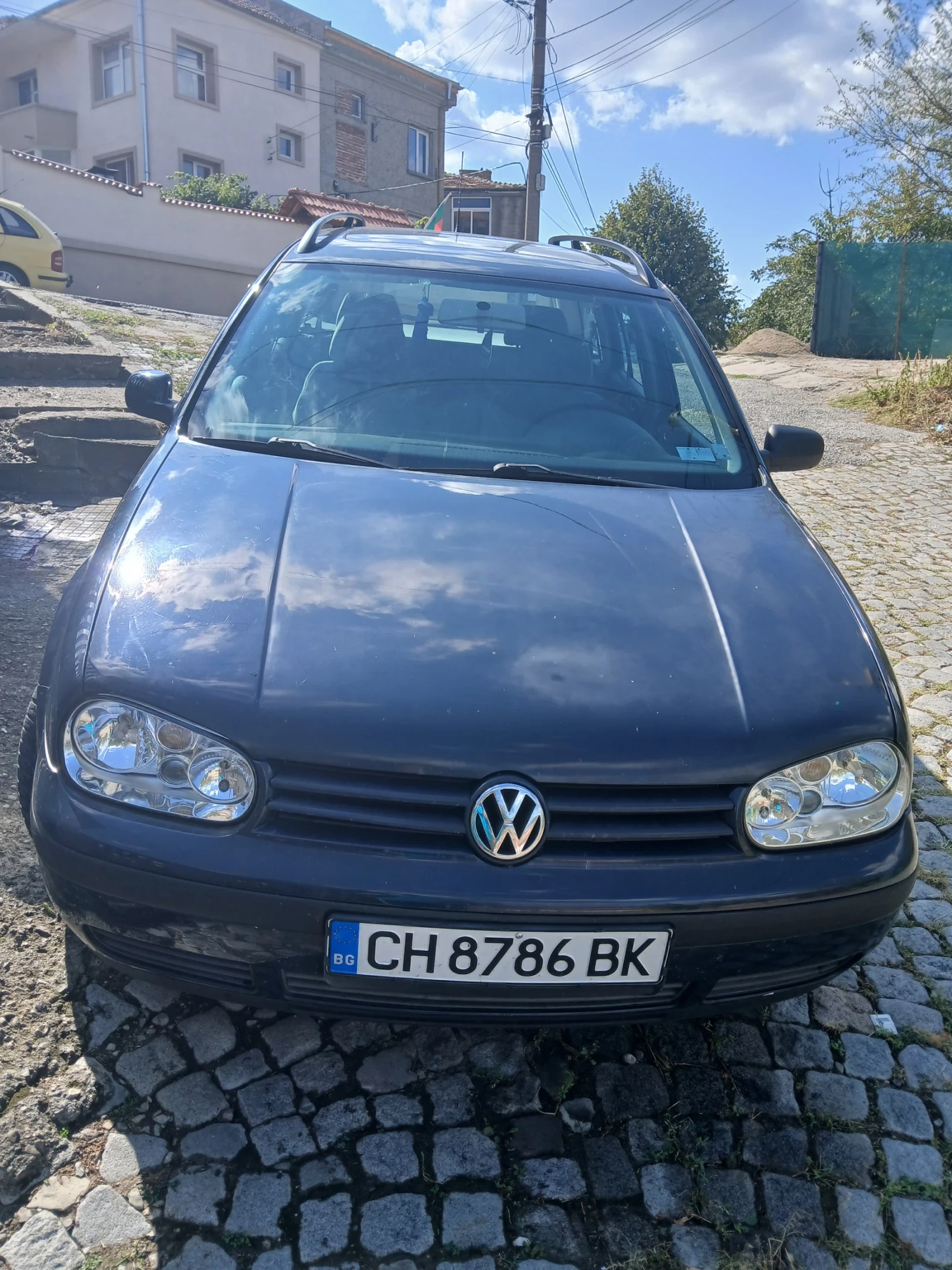 VW Golf