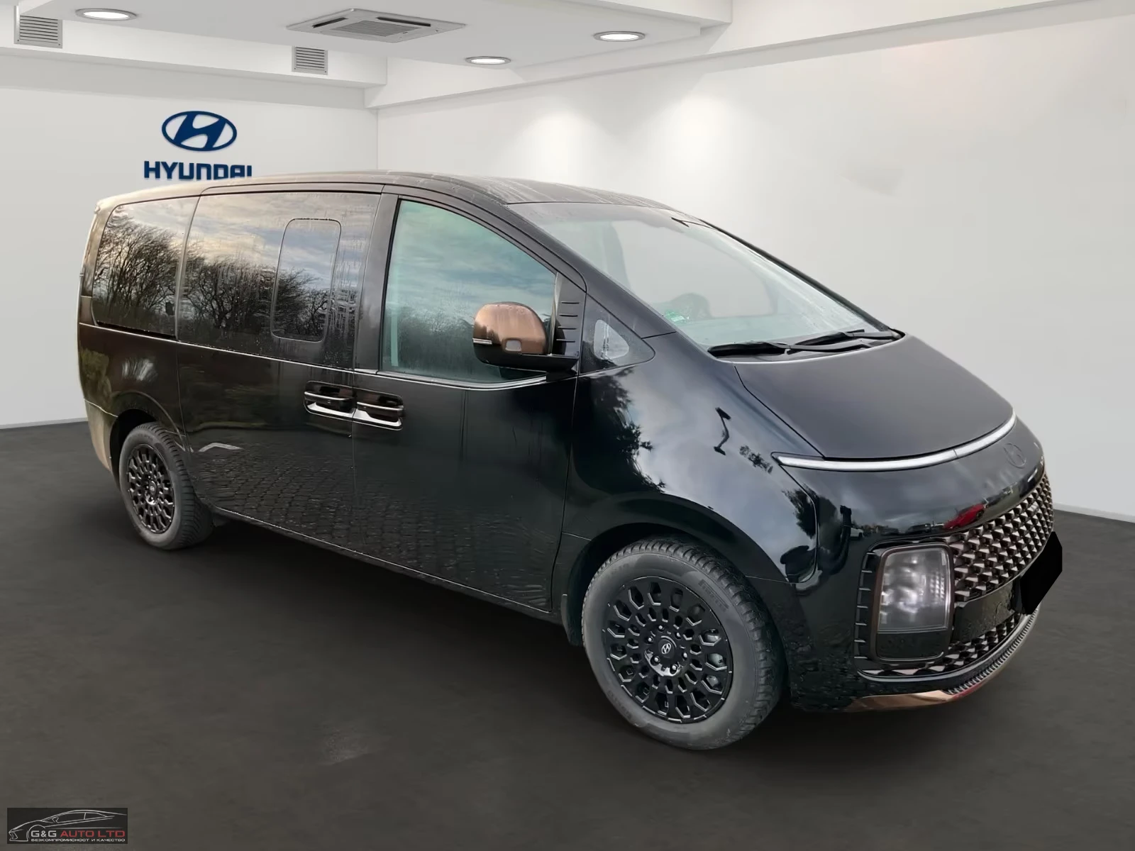 Hyundai Staria STARIA/SIGNATURE/224HP/7МЕСТЕН/360/NAVI/246h, снимка 4 - Автомобили и джипове - 54754861