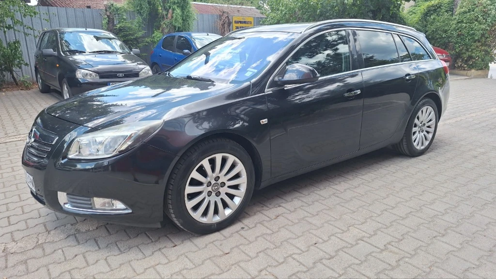 Opel Insignia, снимка 9 - Автомобили и джипове - 54818936