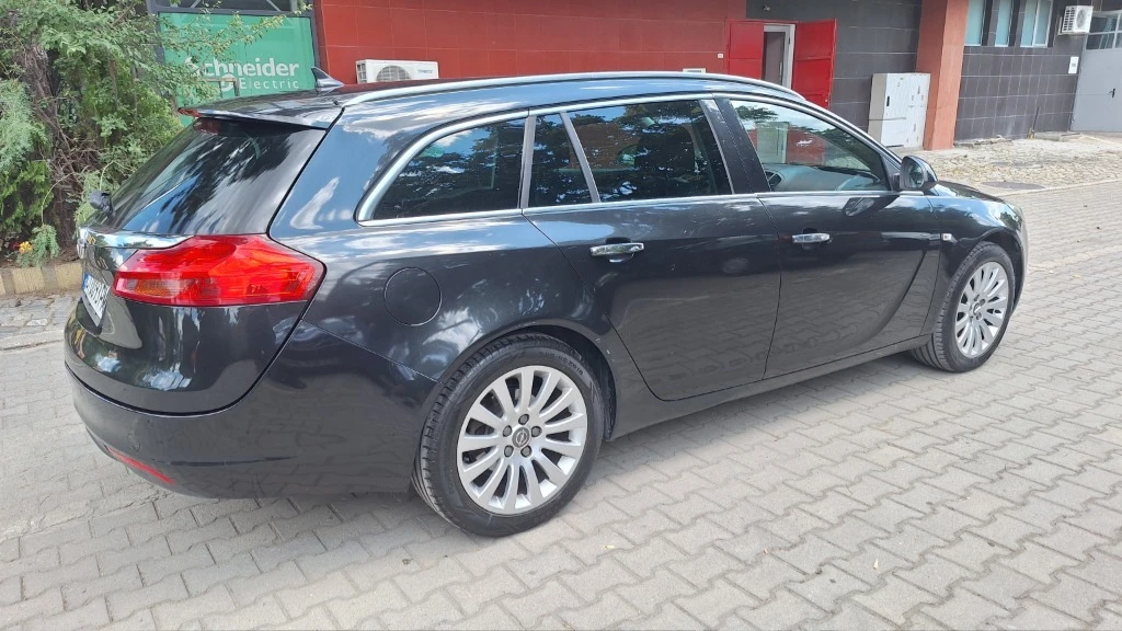 Opel Insignia, снимка 12 - Автомобили и джипове - 54818936