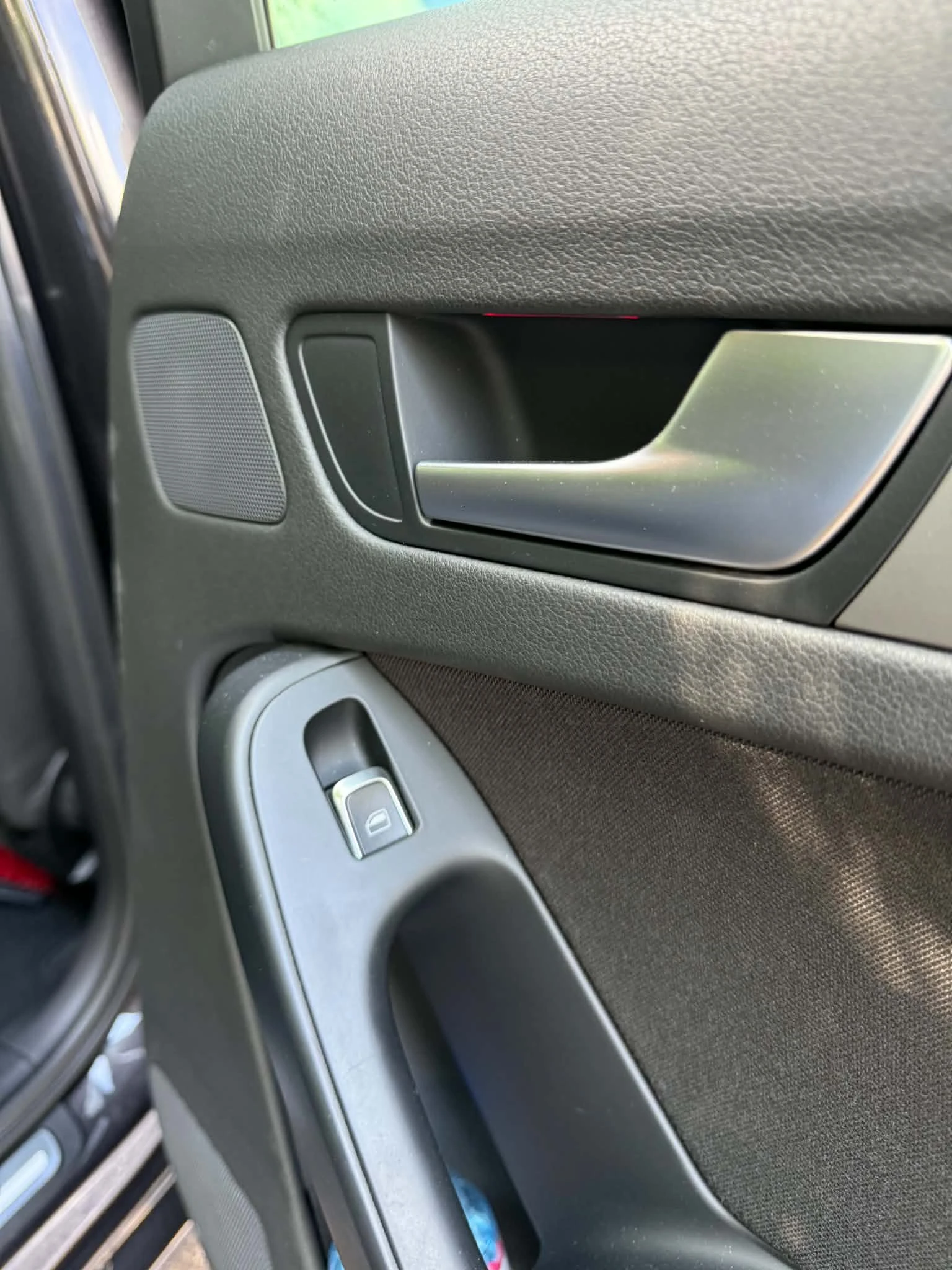Audi A4 1.8 TFSI, снимка 8 - Автомобили и джипове - 54948143