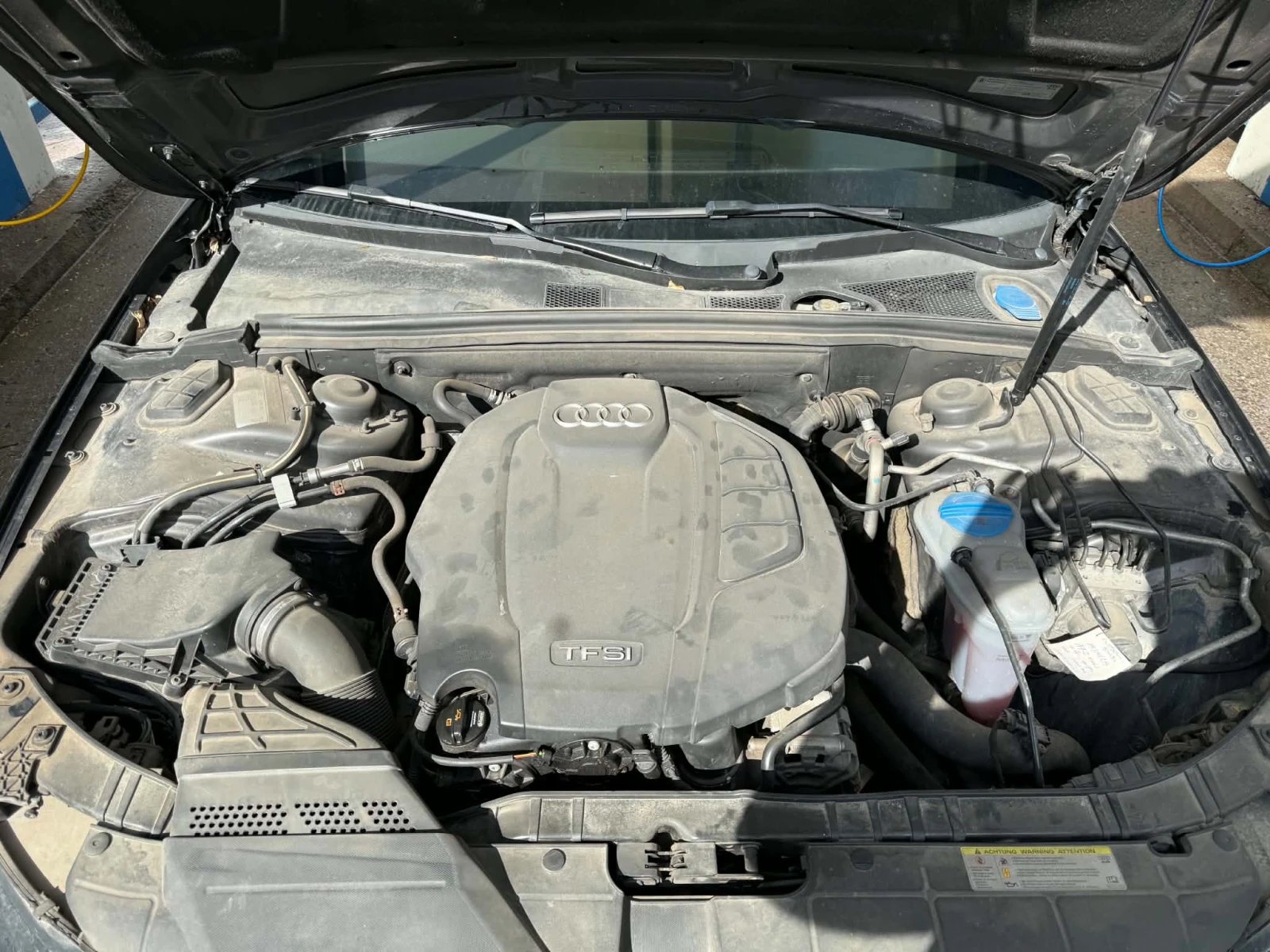Audi A4 1.8 TFSI, снимка 11 - Автомобили и джипове - 54948143