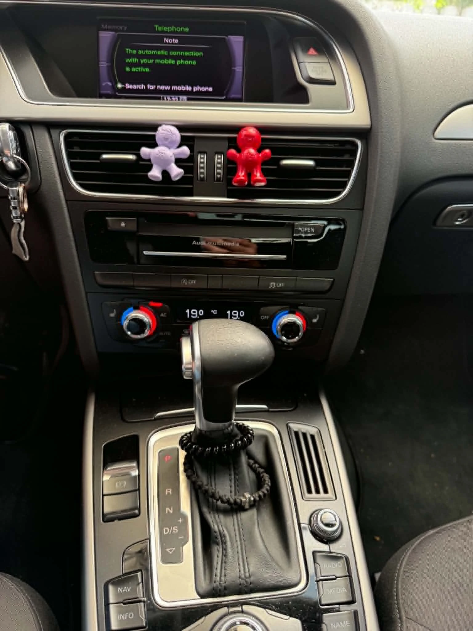 Audi A4 1.8 TFSI, снимка 7 - Автомобили и джипове - 54948143
