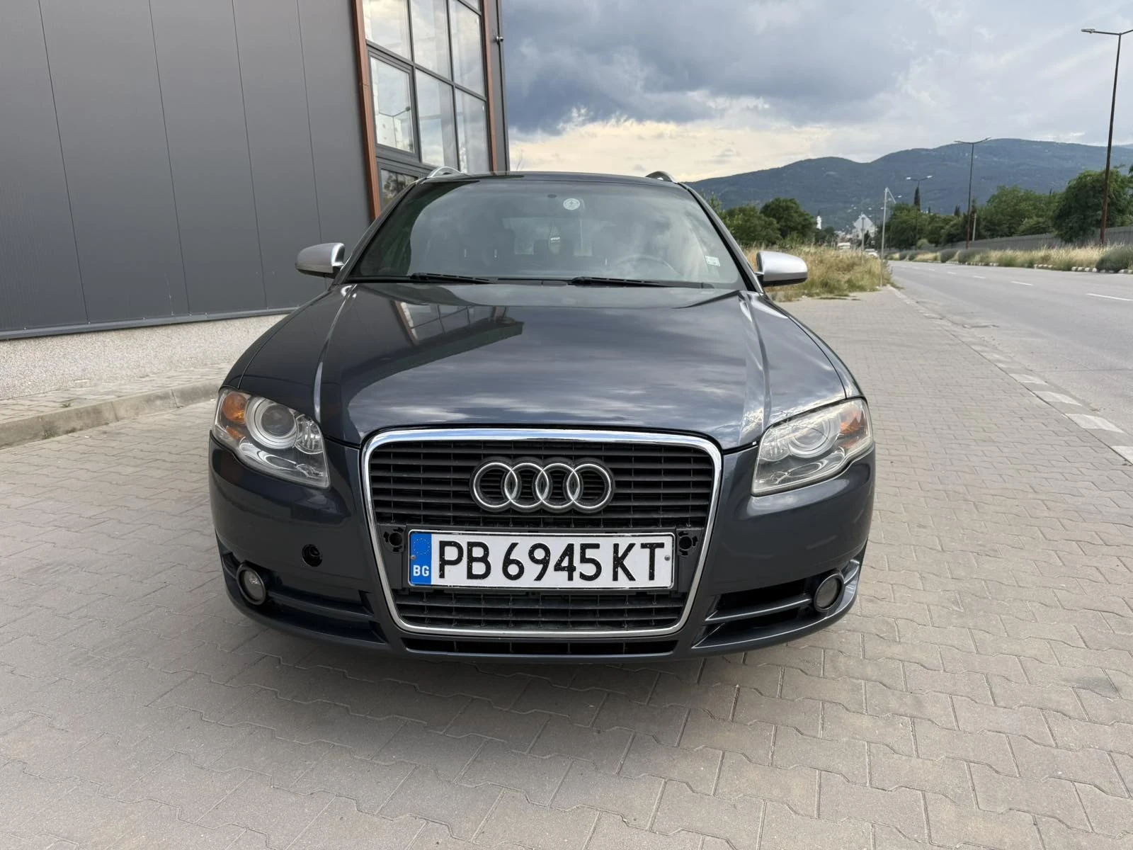 Audi A4, снимка 3 - Автомобили и джипове - 54968994