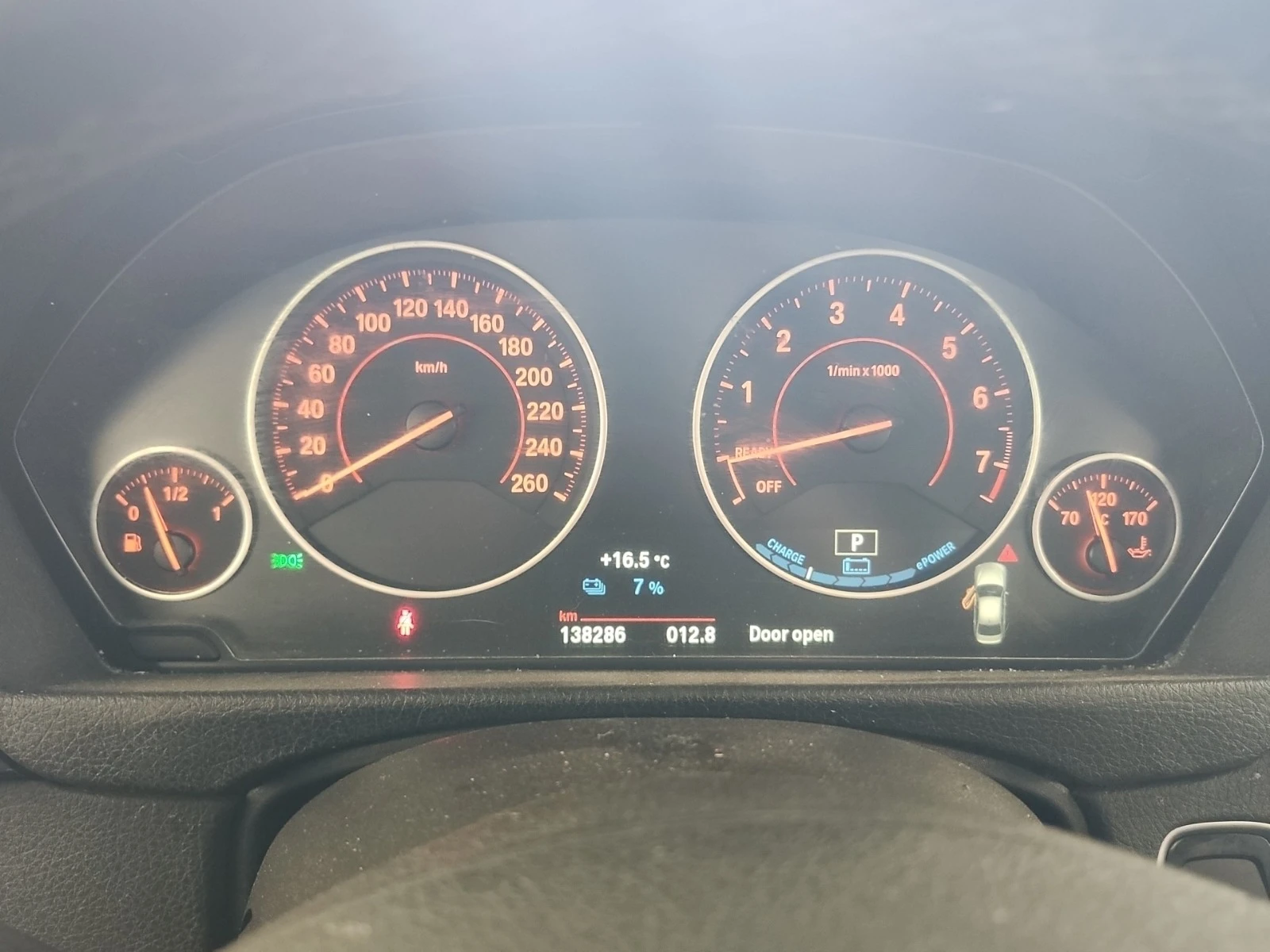 BMW 320, снимка 9 - Автомобили и джипове - 55102820