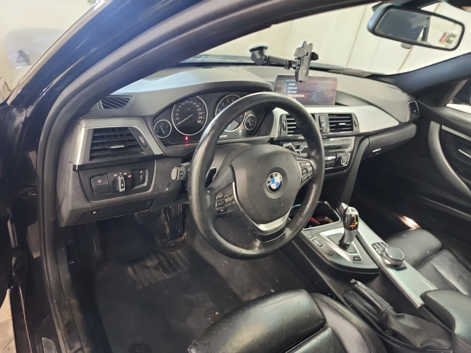 BMW 320, снимка 10 - Автомобили и джипове - 55102820