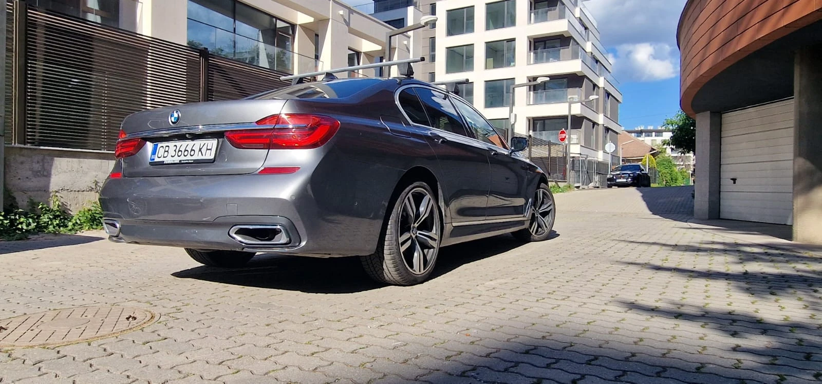 BMW 730 G11* M-PACK*  X-Drive * 360 Cam* Head up* FULL*  , снимка 6 - Автомобили и джипове - 55389461