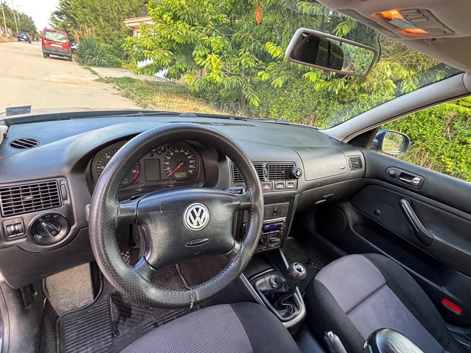 VW Golf, снимка 12 - Автомобили и джипове - 55454494