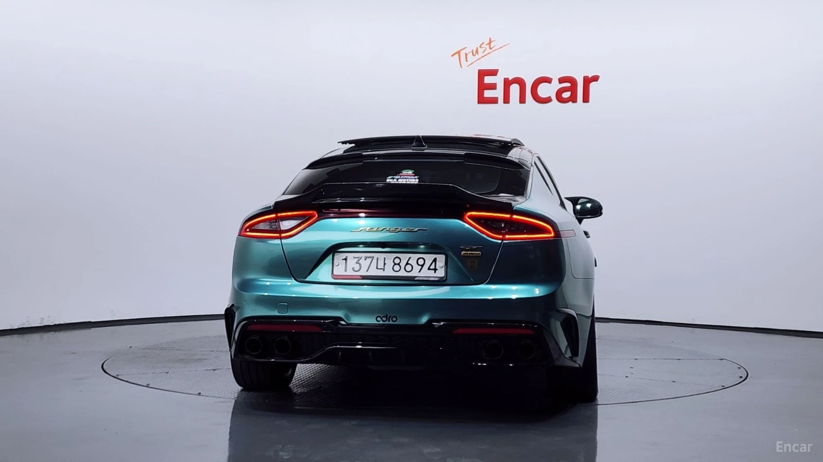 Kia Stinger * 3.3 TURBO* AWD* KEYLESS* Camera* ПОДГРЕВ* , снимка 4 - Автомобили и джипове - 55656729