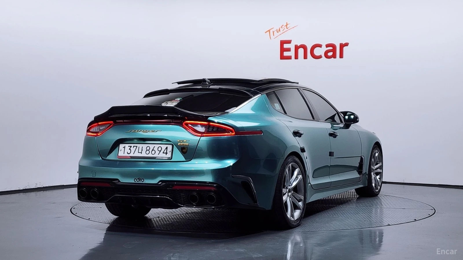 Kia Stinger * 3.3 TURBO* AWD* KEYLESS* Camera* ПОДГРЕВ* , снимка 2 - Автомобили и джипове - 55656729