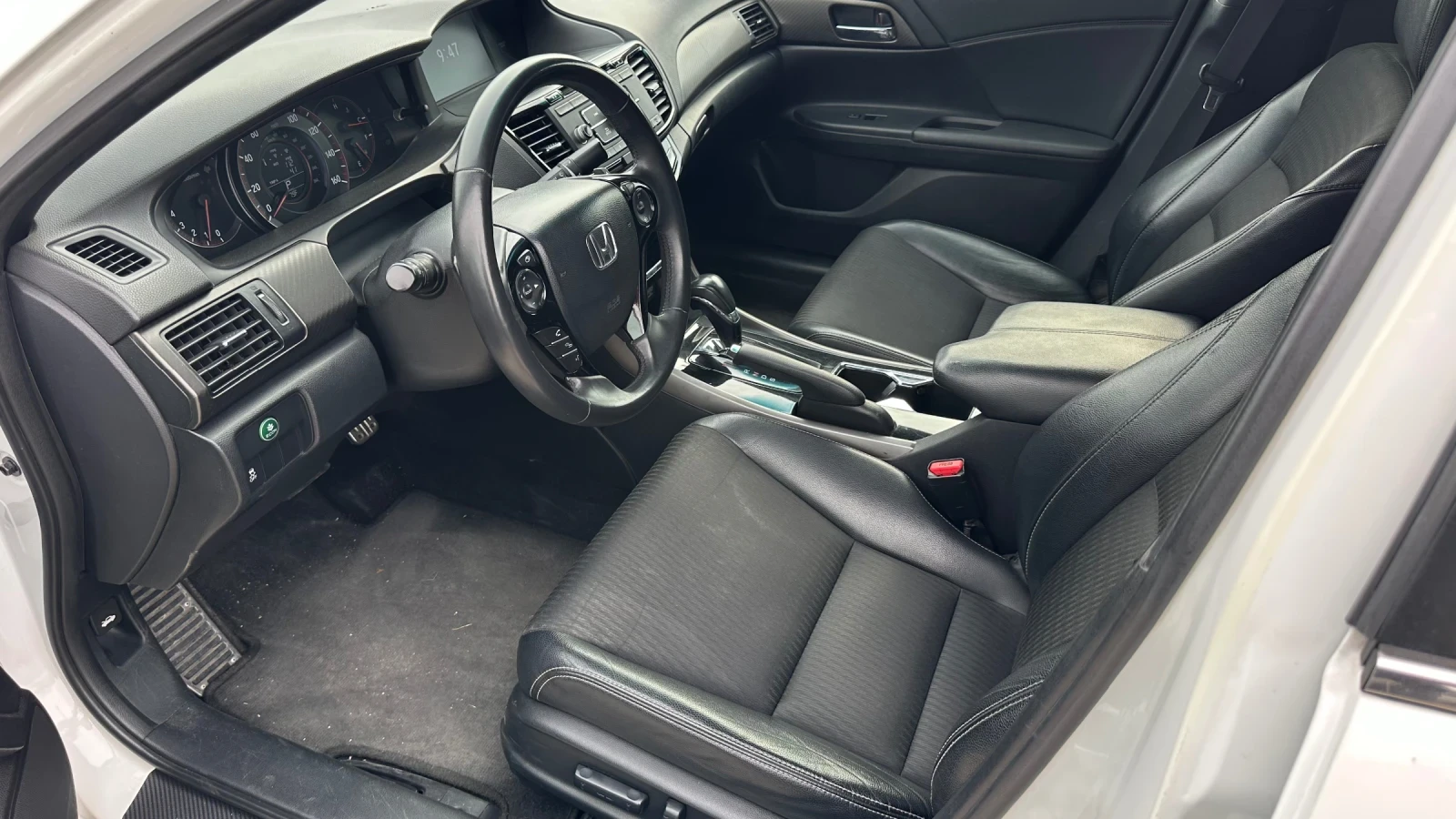 Honda Accord 2.4i Sport, лизинг без първоначална вноска, снимка 8 - Автомобили и джипове - 55939153