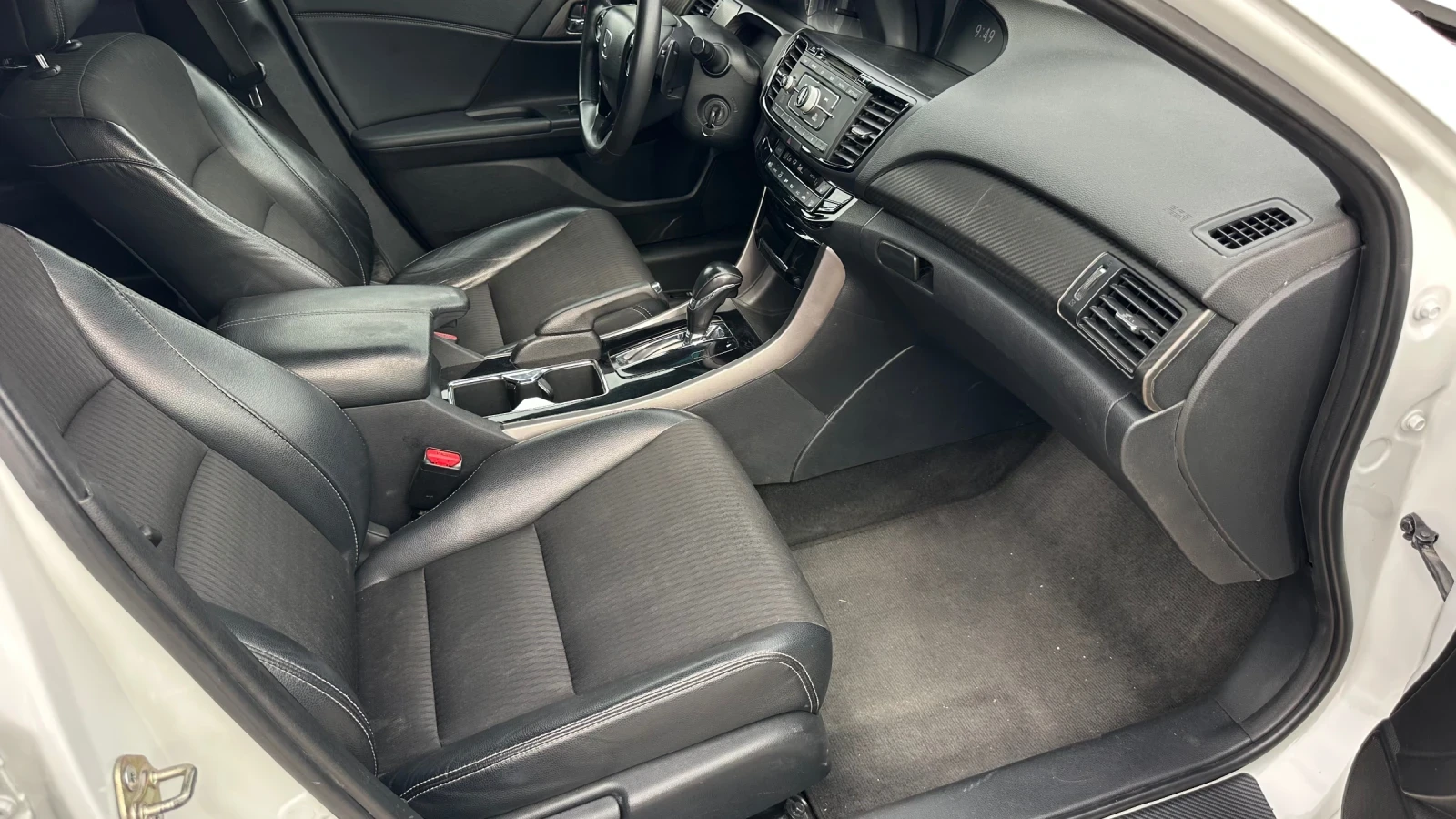 Honda Accord 2.4i Sport, лизинг без първоначална вноска, снимка 9 - Автомобили и джипове - 55939153