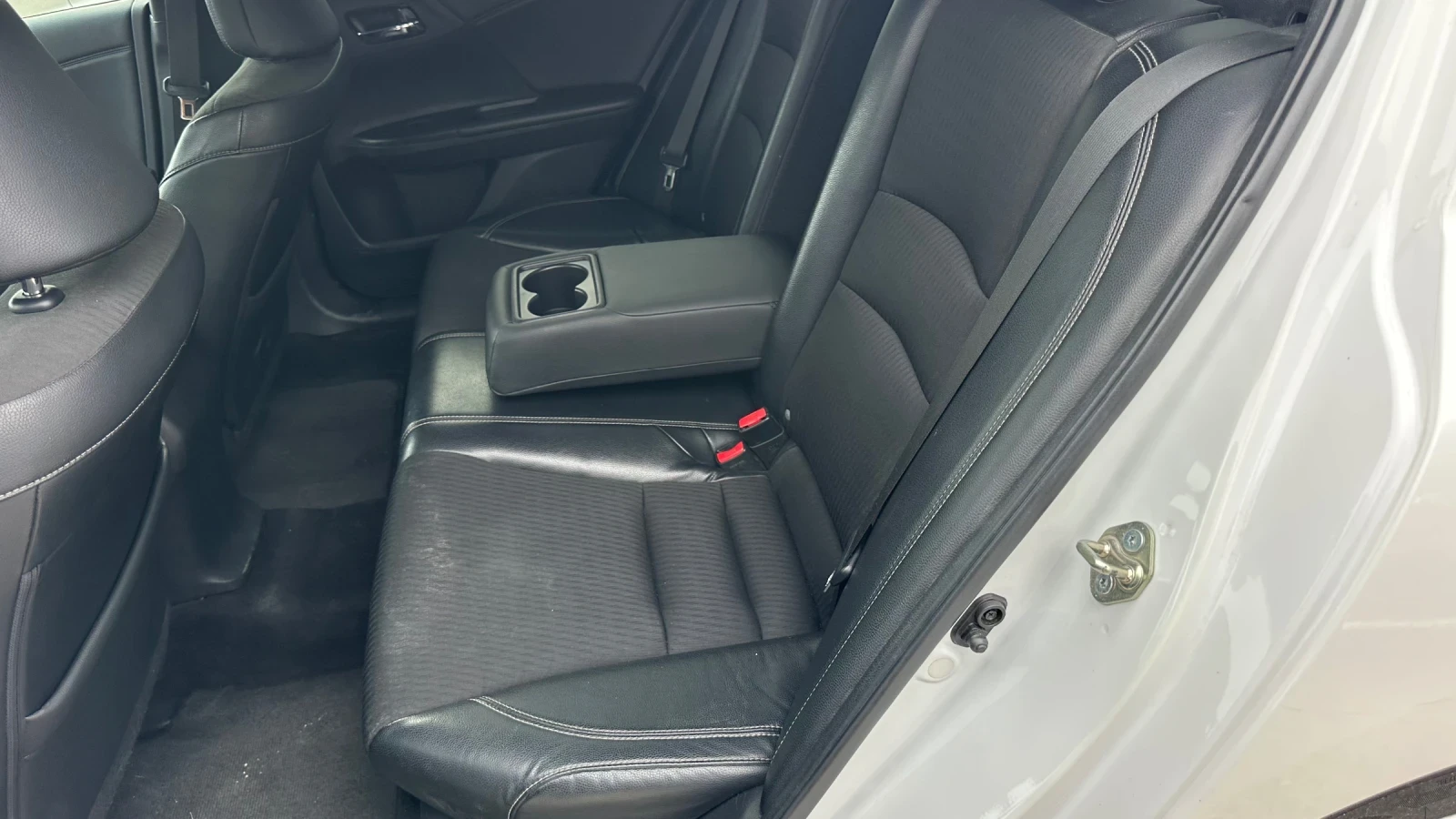 Honda Accord 2.4i Sport, лизинг без първоначална вноска, снимка 10 - Автомобили и джипове - 55939153