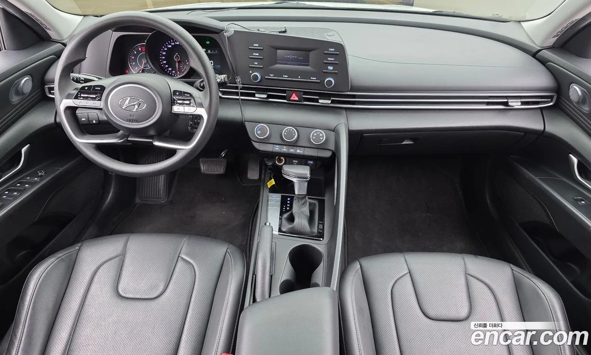 Hyundai Elantra 1.6 LPi Style, снимка 7 - Автомобили и джипове - 55940396