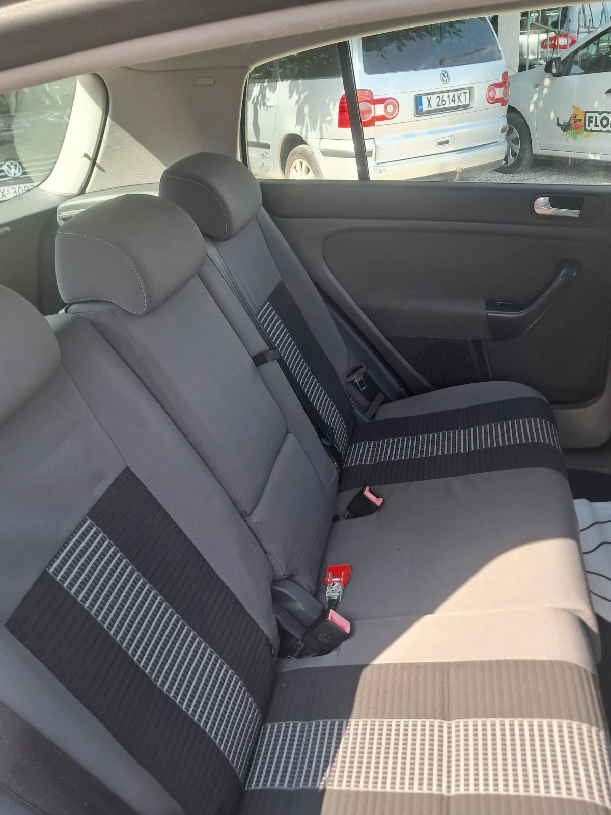 VW Golf Plus 1.9TDI, снимка 5 - Автомобили и джипове - 55976213