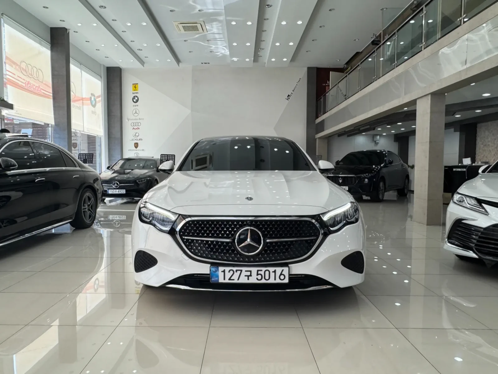 Mercedes-Benz E 200 AVANTGARDE | КРАЙНА ЦЕНА, снимка 2 - Автомобили и джипове - 56022625