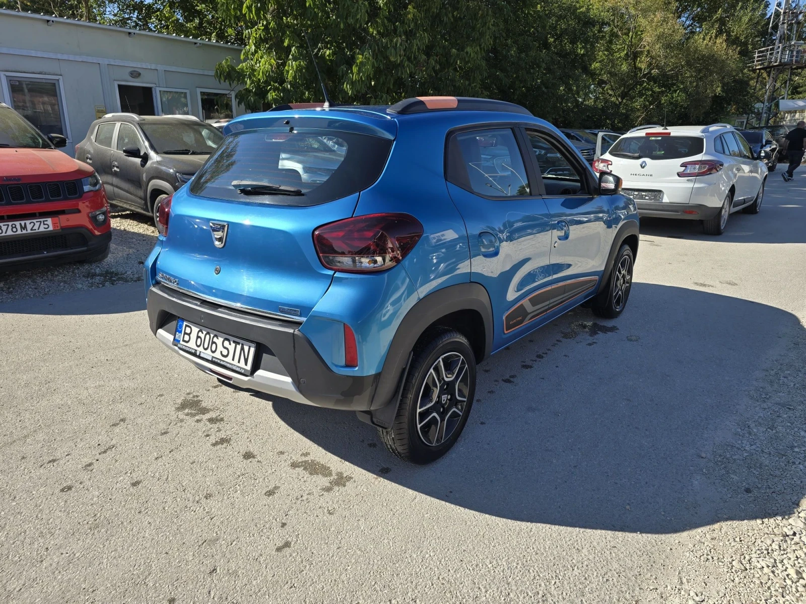 Dacia Spring Comfort Plus 45CCS Гаранция Лизинг, снимка 5 - Автомобили и джипове - 56115480
