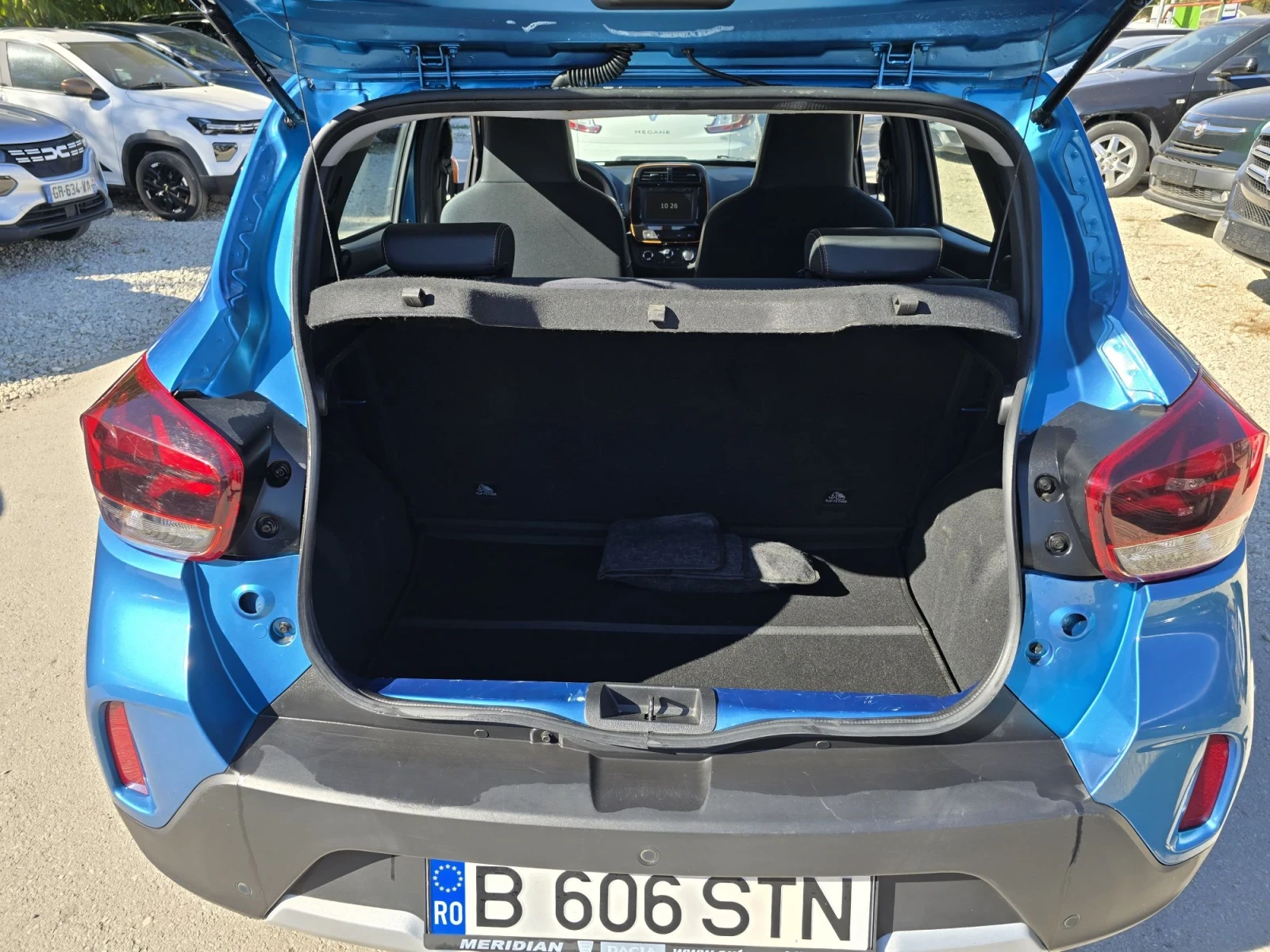 Dacia Spring Comfort Plus 45CCS Гаранция Лизинг, снимка 12 - Автомобили и джипове - 56115480