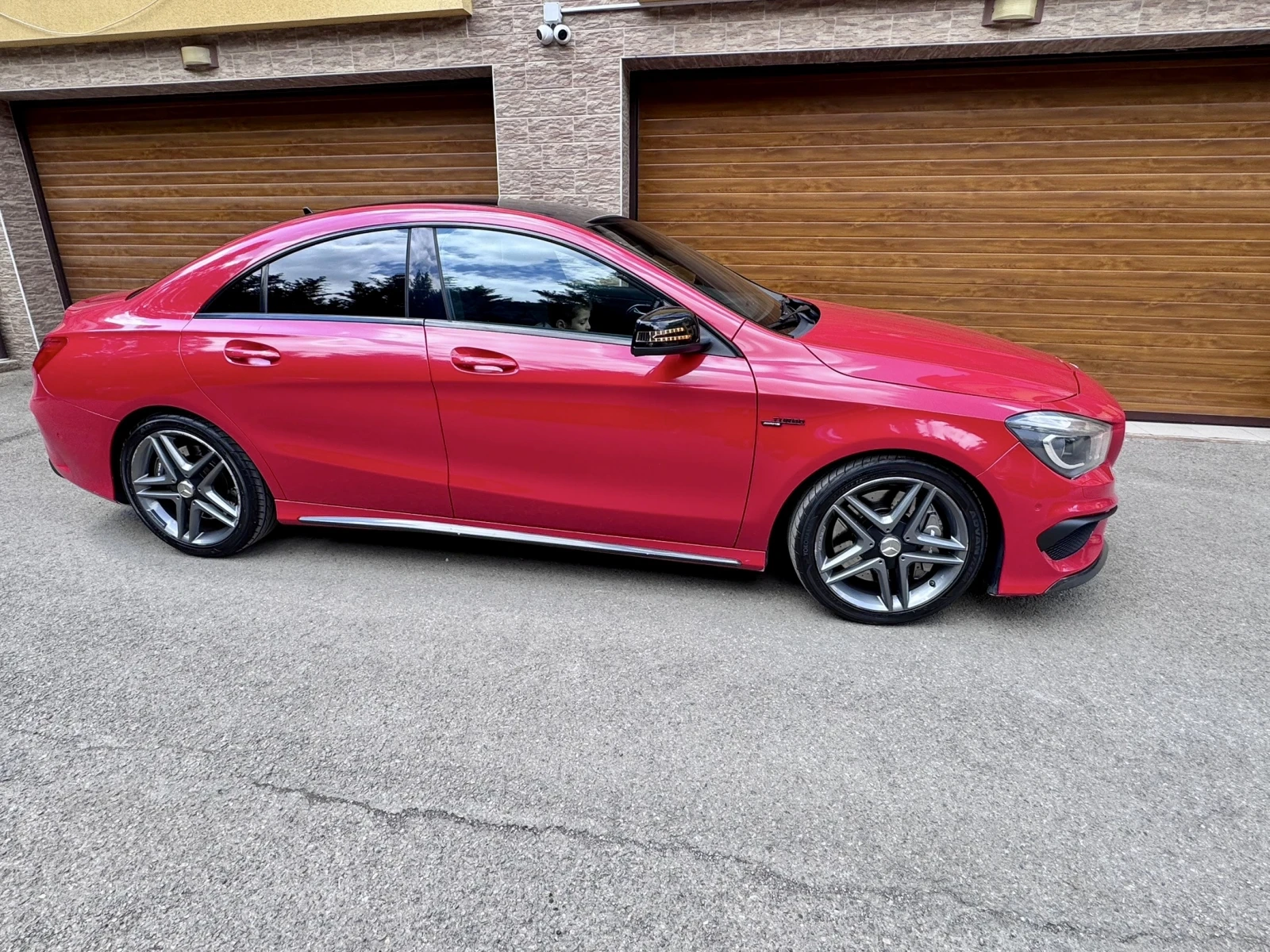 Mercedes-Benz CLA 45 AMG, снимка 2 - Автомобили и джипове - 56144064