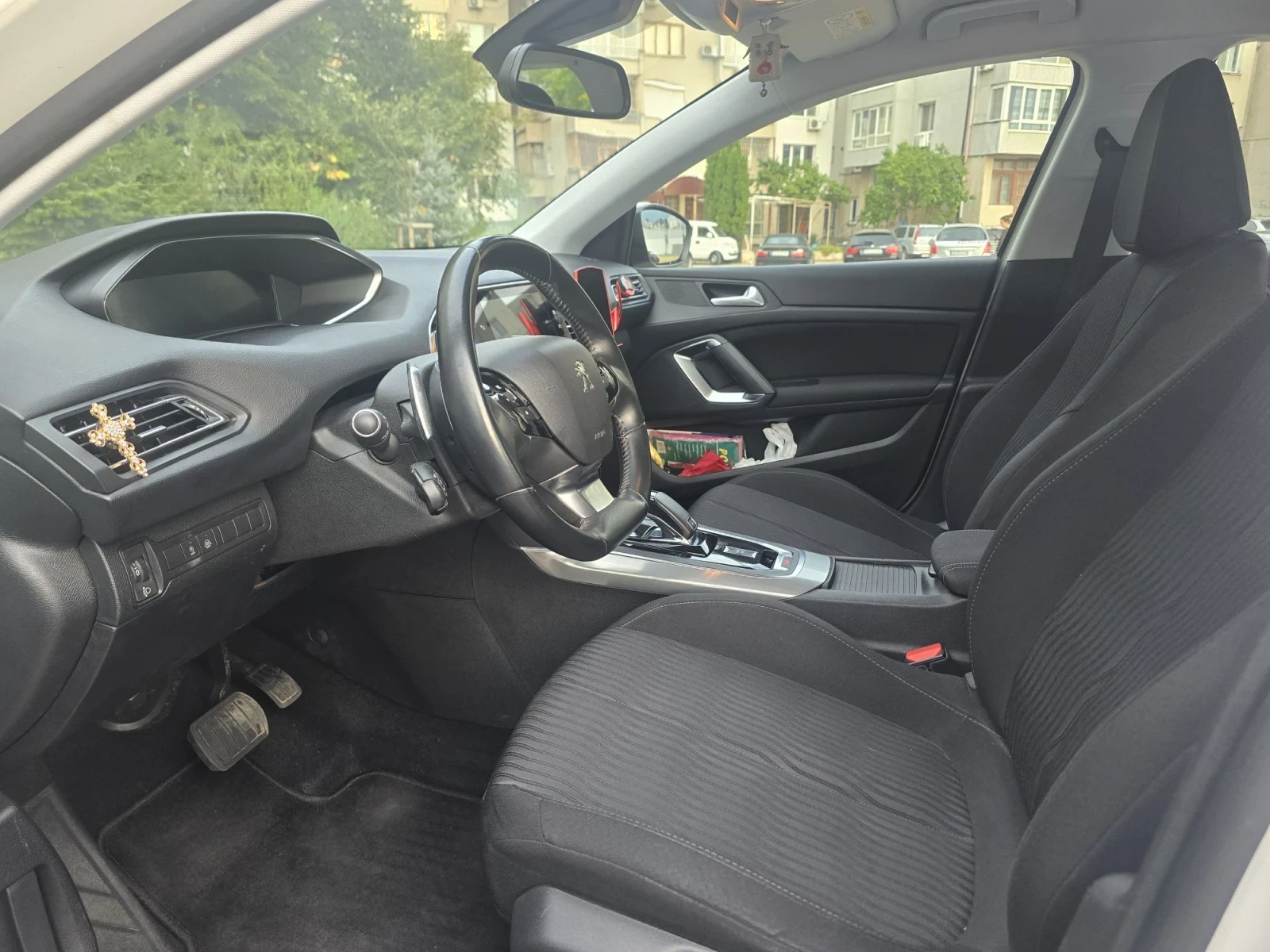 Peugeot 308, снимка 8 - Автомобили и джипове - 56205680