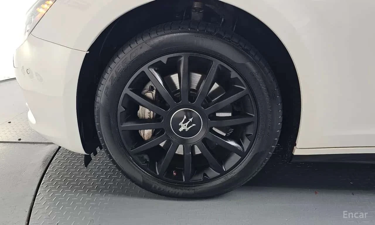 Maserati Ghibli * 3.0 * ЦЕНА ДО БГ, снимка 16 - Автомобили и джипове - 56684201