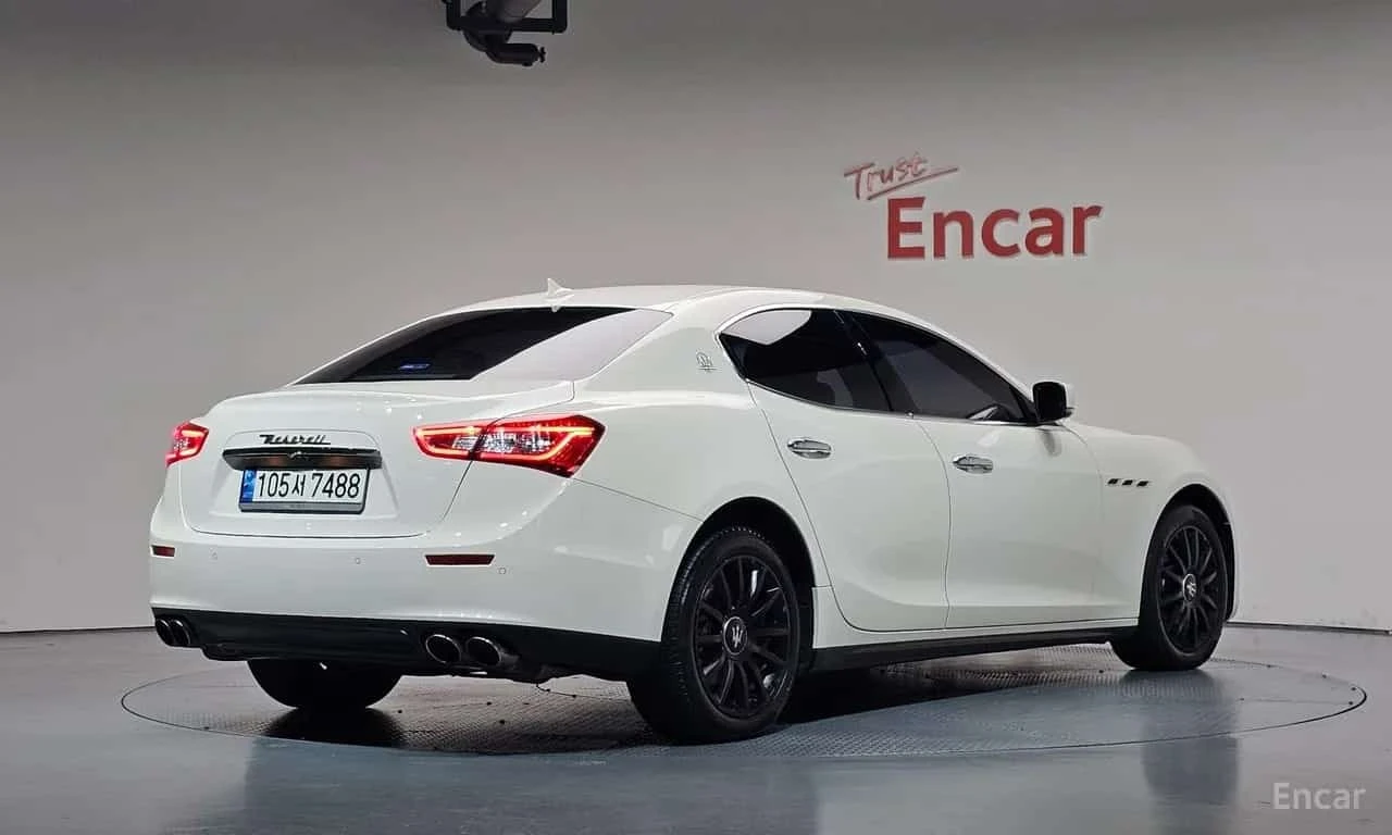 Maserati Ghibli * 3.0 * ЦЕНА ДО БГ, снимка 2 - Автомобили и джипове - 56684201