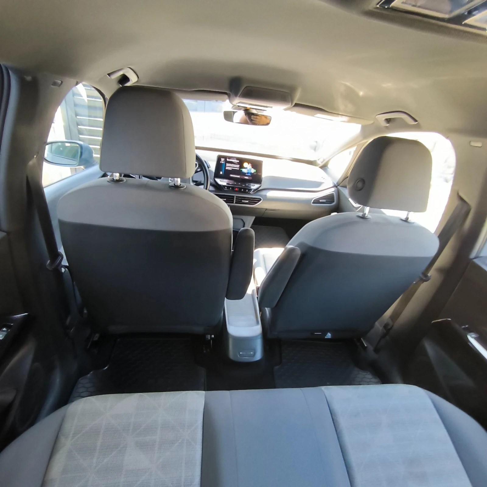 VW ID.3 Pro, снимка 2 - Автомобили и джипове - 56713285