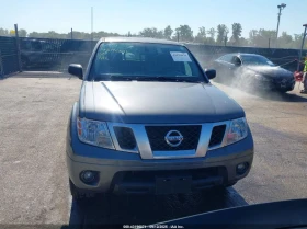 Nissan Frontier SV 4X4/ 3.8V6
