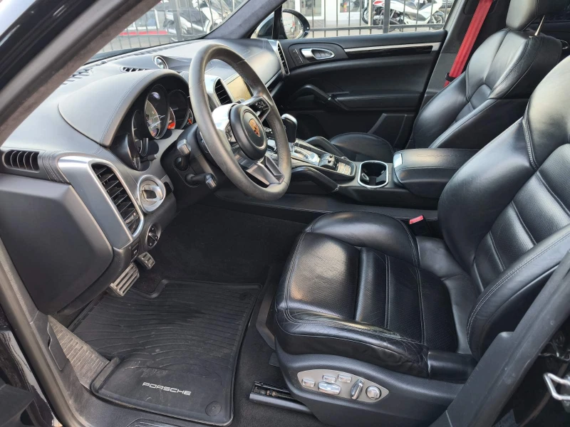 Porsche Cayenne  S 4.2 TDI GTS OPTIK-PANORAMA, снимка 4 - Автомобили и джипове - 48868158