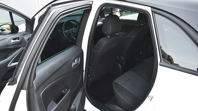 Opel Crossland X 1.2 Enjoy, снимка 9 - Автомобили и джипове - 51566234