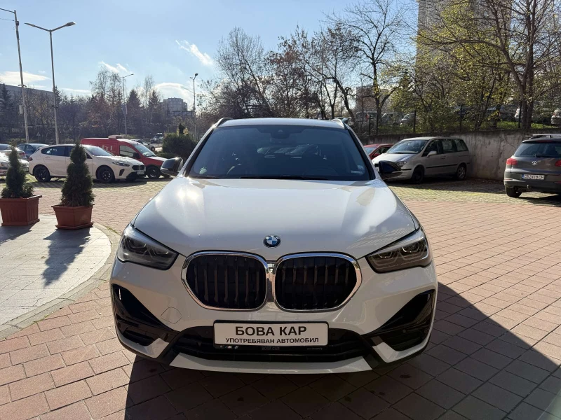 BMW X1 xDrive18d, снимка 2 - Автомобили и джипове - 52614425