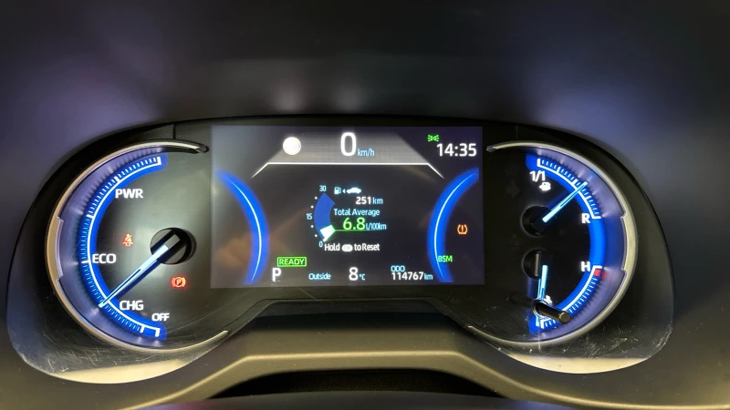 Toyota Rav4 2, 5 HEV AWD, снимка 15 - Автомобили и джипове - 53372813